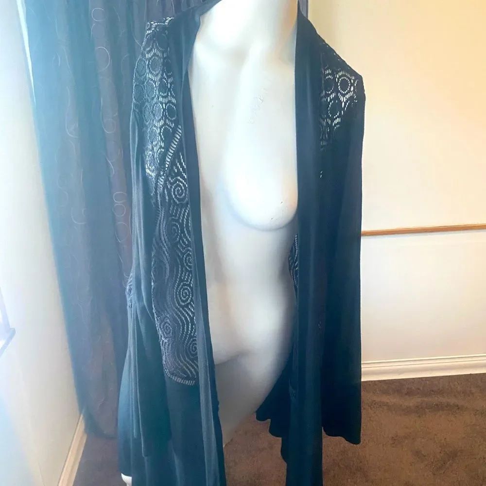 Maria Gabrielle Black Lace open cardigan, size 3X